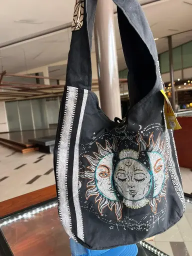 [00173] Bolso de Cáñamo